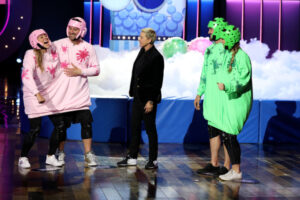 do contestants on ellen's game of games get new clothes